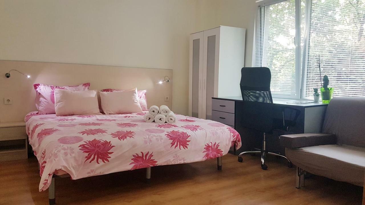 Malavi Top Center Studio Ruse! Comfort&Clean! Exterior foto